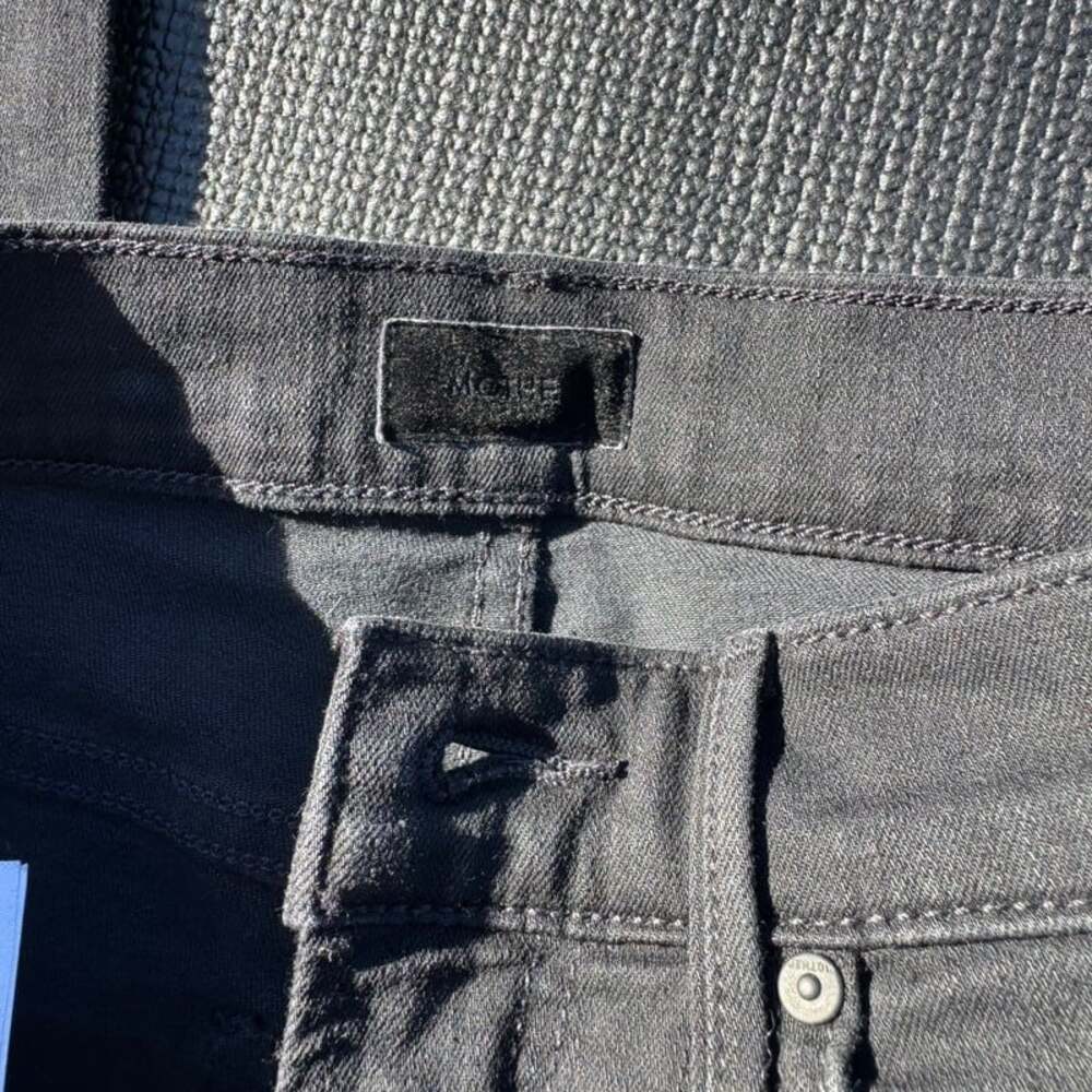 Mother black jeans inside crop step fray size 24